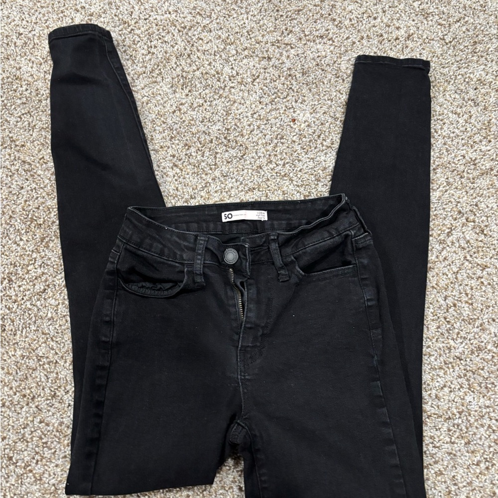 Sonoma Women’s Black High Rise Skinny Jeans - Picture 3 of 6